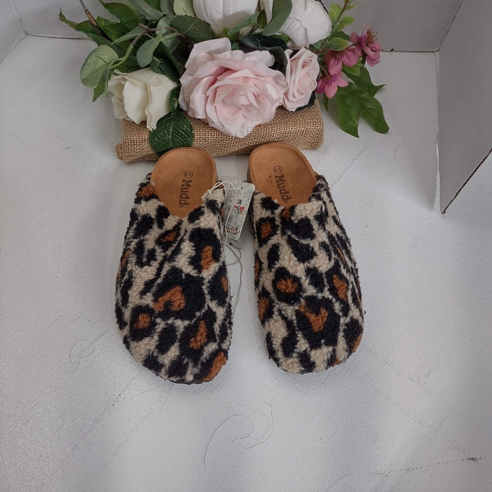 Mudd Animal Print Slippers with Black and Brown - Picture 5 of 5